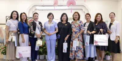 马来西亚中国总商会女企业家委员会一行莅临一涵汴绣参观考察